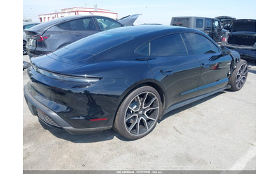 porsche-taycan-electric-all-wheel-drive - 3