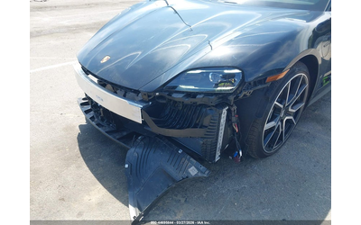 porsche-taycan-electric-all-wheel-drive - 5