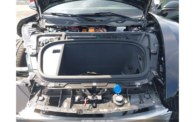 Porsche Taycan ELECTRIC All Wheel Drive - автомобили, коли, обяви за нови и употребявани 9