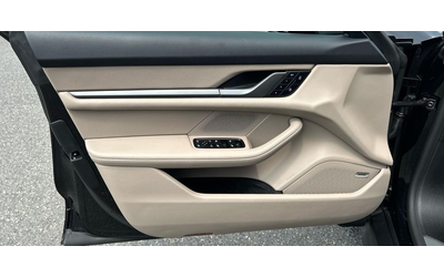 PORSCHE Taycan Taycan  - автомобили, коли, обяви за нови и употребявани 7