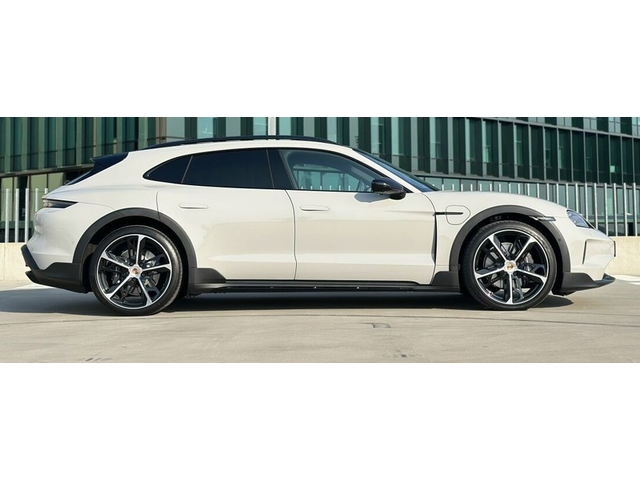PORSCHE Taycan Taycan 4 Cross Turismo - автомобили, коли, обяви за нови и употребявани 3
