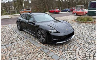 porsche-taycan-taycan-4s-cross-turismo - 2