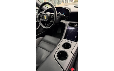 porsche-taycan-taycan-4s-sport-chrono - 2