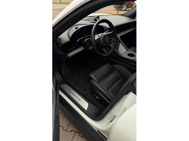 PORSCHE Taycan Taycan 4S Sport Chrono - автомобили, коли, обяви за нови и употребявани 4