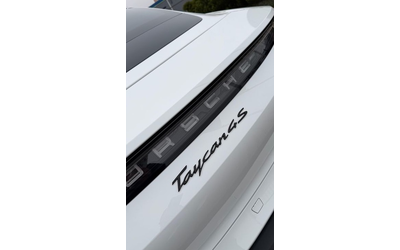 PORSCHE Taycan Taycan 4S Sport Chrono - автомобили, коли, обяви за нови и употребявани 7