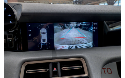 Porsche Taycan Turbo/PSCB/PDLS+/PESS/Panorama/Bose - автомобили, коли, обяви за нови и употребявани 6