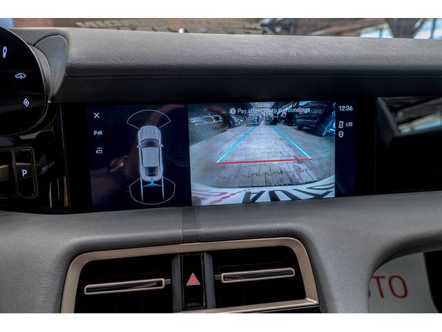 Porsche Taycan Turbo/PSCB/PDLS+/PESS/Panorama/Bose - автомобили, коли, обяви за нови и употребявани 6