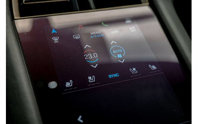 Porsche Taycan Turbo S PCCB/PDLS+/Burmester 3D/ - автомобили, коли, обяви за нови и употребявани 13