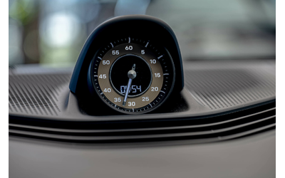 Porsche Taycan Turbo S PCCB/PDLS+/Burmester 3D/ - автомобили, коли, обяви за нови и употребявани 14