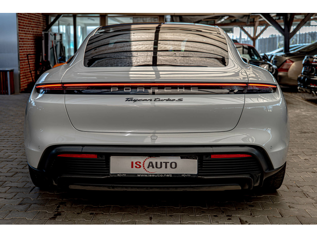 Porsche Taycan Turbo S PCCB/PDLS+/Burmester 3D/ - автомобили, коли, обяви за нови и употребявани 3