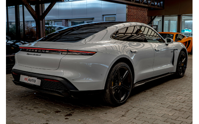 porsche-taycan-turbo-s-pccb-pdls-burmester-3d - 4