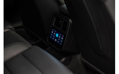 Porsche Taycan Turbo S PCCB/PDLS+/Burmester 3D/ - автомобили, коли, обяви за нови и употребявани 9