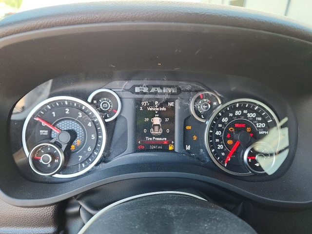 RAM 1500 3.0L 6 4X4 W/REAR WHEEL DRV - автомобили, коли, обяви за нови и употребявани 9