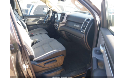 ram-1500-3-6l-v-6-dohc-vvt-305hp-4x2-drive - 4