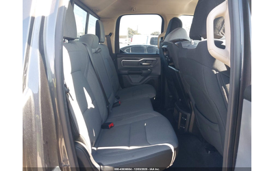 RAM 1500 3.6L V-6 DOHC, VVT, 305HP 4X2 Drive - автомобили, коли, обяви за нови и употребявани 7