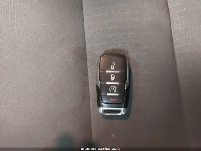 RAM 1500 3.6L V-6 DOHC, VVT, 305HP 4X4 Drive - автомобили, коли, обяви за нови и употребявани 10