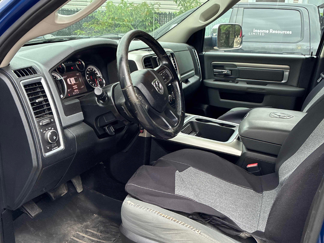 RAM 1500 5.7L 8cyl 4WD - автомобили, коли, обяви за нови и употребявани 4