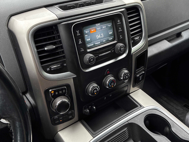RAM 1500 5.7L 8cyl 4WD - автомобили, коли, обяви за нови и употребявани 8