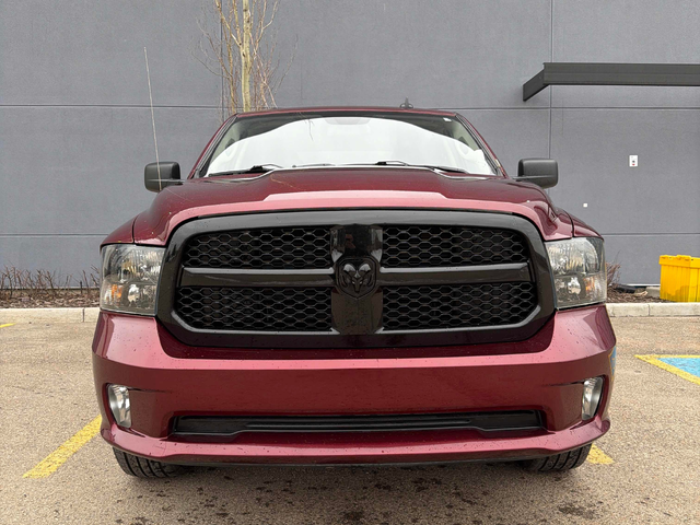 RAM 1500 CLASSIC 5.7L 8cyl 4WD - автомобили, коли, обяви за нови и употребявани 5