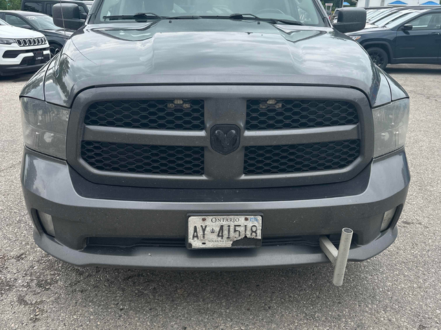 RAM 1500 CLASSIC 5.7L 8cyl 4WD - автомобили, коли, обяви за нови и употребявани 5