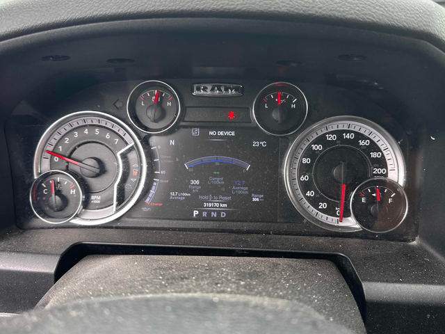 RAM 1500 CLASSIC 5.7L 8cyl 4WD - автомобили, коли, обяви за нови и употребявани 7