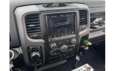 RAM 1500 CLASSIC 5.7L 8cyl 4WD - автомобили, коли, обяви за нови и употребявани 8