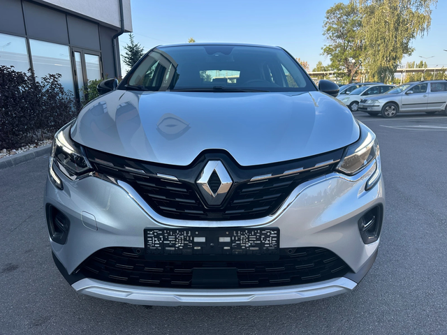 Renault Captur 1.6i* E-TECH PLUG-IN HYBRID* 27000км* - автомобили, коли, обяви за нови и употребявани 1