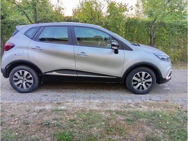Renault Captur, 2019 г., 181000 км, 90 к.с. - автомобили, коли, обяви за нови и употребявани 4