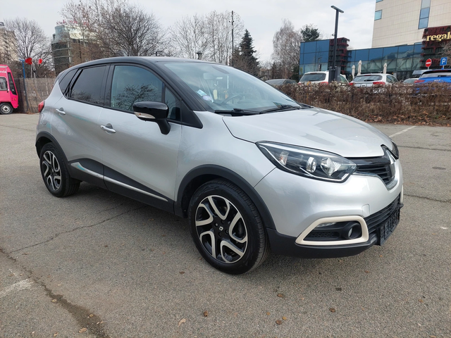 Renault Captur 1, 2i AUTOMATIC - автомобили, коли, обяви за нови и употребявани 0