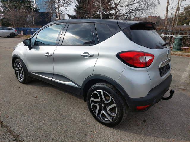 Renault Captur 1, 2i AUTOMATIC - автомобили, коли, обяви за нови и употребявани 4