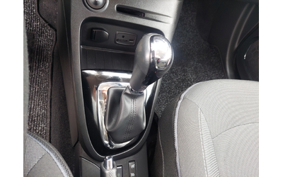 Renault Captur 1, 2i AUTOMATIC - автомобили, коли, обяви за нови и употребявани 8