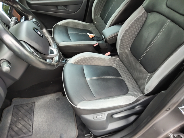 Renault Captur 1, 5d BOSE AUTOMATIC - автомобили, коли, обяви за нови и употребявани 6