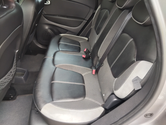 Renault Captur 1, 5d BOSE AUTOMATIC - автомобили, коли, обяви за нови и употребявани 7