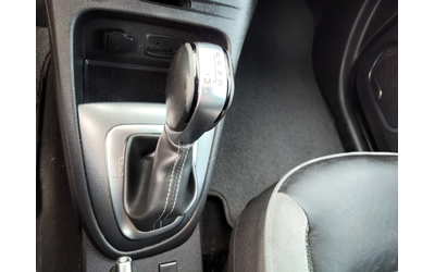 Renault Captur 1, 5d BOSE AUTOMATIC - автомобили, коли, обяви за нови и употребявани 8