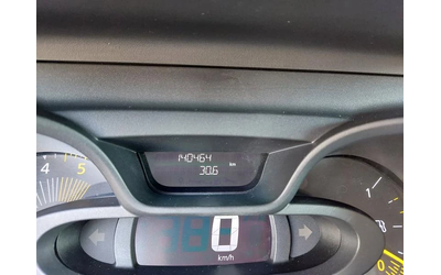 Renault Captur 1, 5dci  EURO 5B - автомобили, коли, обяви за нови и употребявани 9