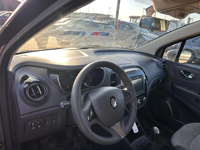 Renault Captur 1.5DCI NAVI EURO 5 - автомобили, коли, обяви за нови и употребявани 10
