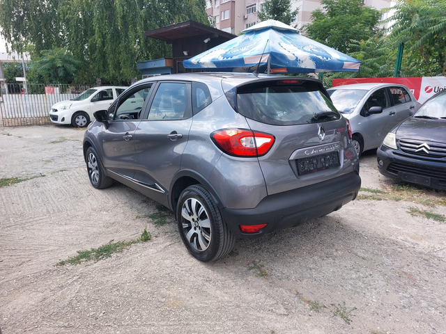 Renault Captur 0.9Tce - автомобили, коли, обяви за нови и употребявани 2
