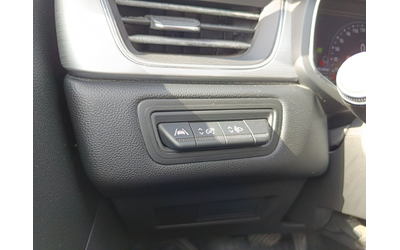 Renault CAPTUR - автомобили, коли, обяви за нови и употребявани 9