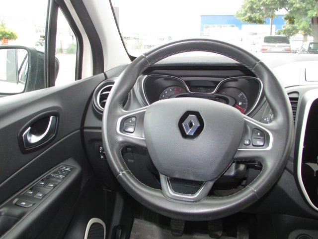 Renault Captur 0.9T EURO6B - автомобили, коли, обяви за нови и употребявани 10