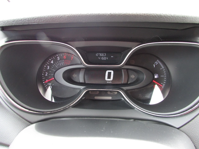 Renault Captur 0.9T EURO6B - автомобили, коли, обяви за нови и употребявани 12