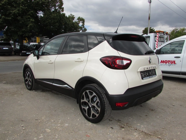 Renault Captur 0.9T EURO6B - автомобили, коли, обяви за нови и употребявани 5