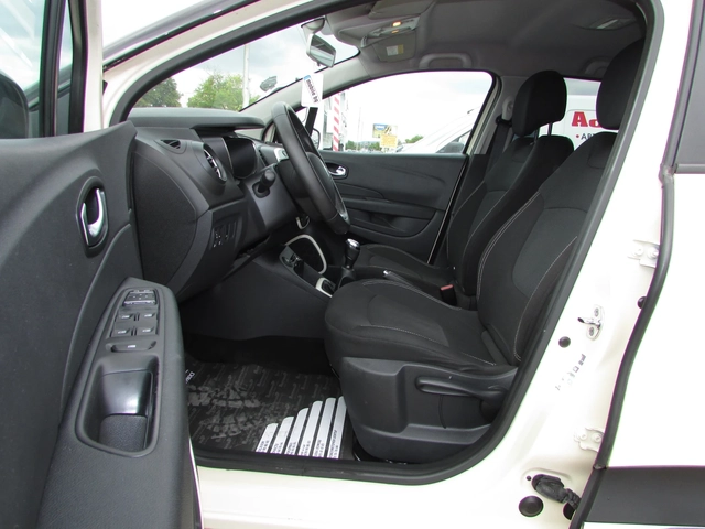 Renault Captur 0.9T EURO6B - автомобили, коли, обяви за нови и употребявани 7