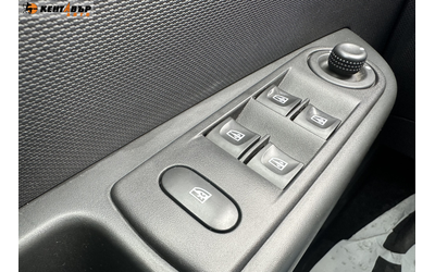 Renault Captur 900куб. 89к.с./ГАРАНЦИЯ ОТ КЕНТАВЪР - автомобили, коли, обяви за нови и употребявани 14