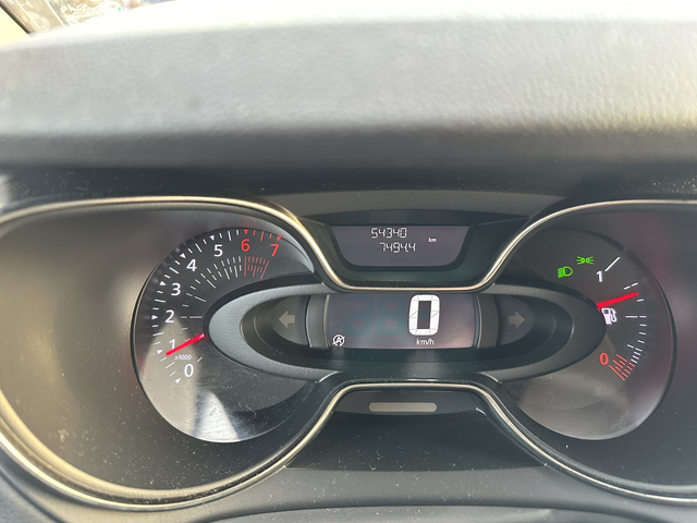 Renault Captur TCe 90 к.с. Stop&Start - автомобили, коли, обяви за нови и употребявани 5