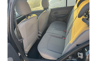 Renault Clio 1.4i - автомобили, коли, обяви за нови и употребявани 12