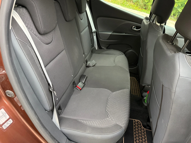 Renault Clio 1.2i / GT / AUTOMATIC - автомобили, коли, обяви за нови и употребявани 9