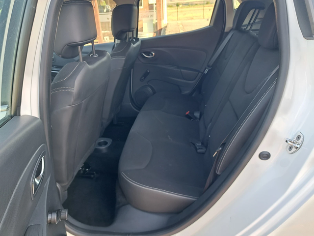 Renault Clio 0.9 Tse - автомобили, коли, обяви за нови и употребявани 11