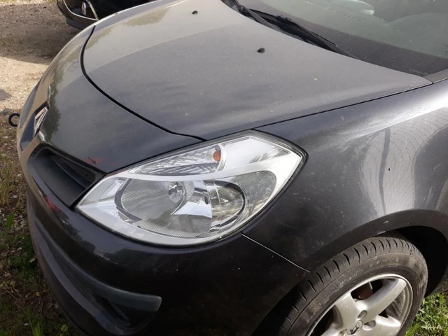 Renault Clio 1.5dci 86 цяла кола за.продаване 2000лв - автомобили, коли, обяви за нови и употребявани 2