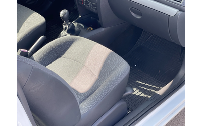 Renault Clio 1.2i - автомобили, коли, обяви за нови и употребявани 13