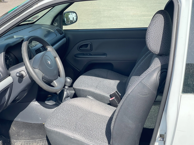 Renault Clio 1.2i - автомобили, коли, обяви за нови и употребявани 14